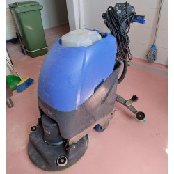 Fregadora TENNANT BCS 6100 | Fregadora industrial | GAM Online