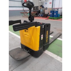 HYSTER P2.0S FBW |Transpaleta electrica conductor montado 2000 kg | GAM Online